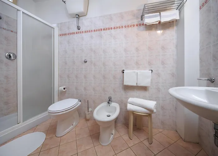 Hotel Arno Bellariva