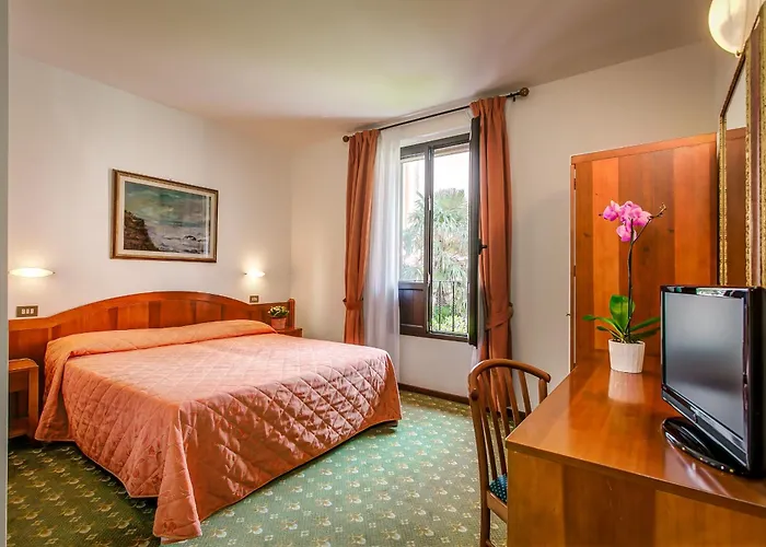 Arno Bellariva Hotel 2*